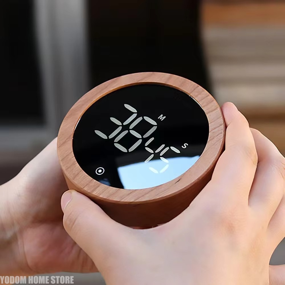 Electronics And Gadgets With A - جهاز مؤقت إلكتروني دوار بتصميم خشبي